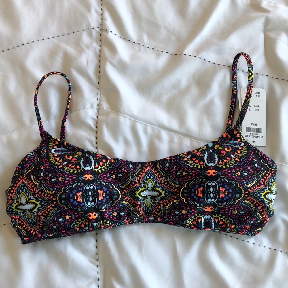Scoop neck bikini top!